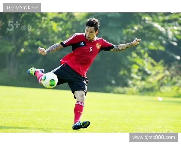 广州网球队的比赛经验揭秘:网球巨献背后的故事与技巧分享 广州网球队的比赛经验揭秘:网球巨献背后的故事与技巧分享