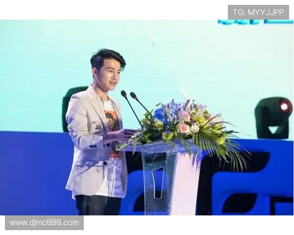 杨芳专访：深入探讨和平精英的发展历程与未来展望