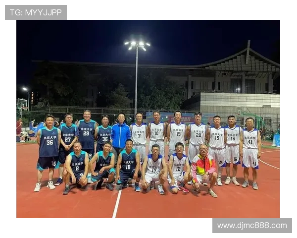 武汉篮球队在篮球团队协作排行榜中荣登第六名展现出色团队精神与实力