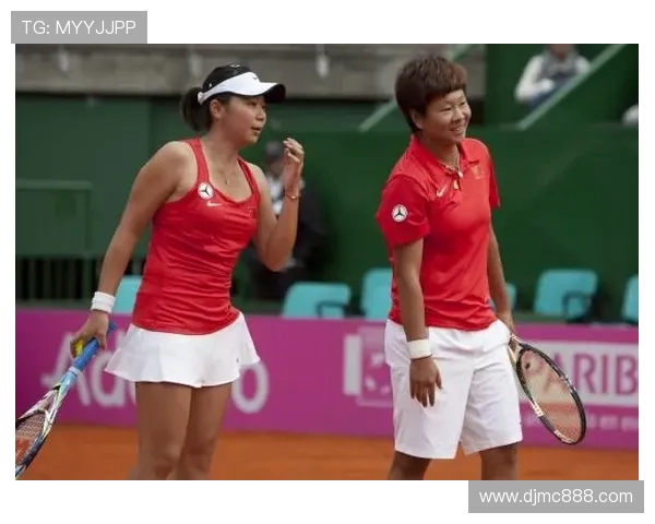 重庆网球队与北京网球队赛后分析力量对比与战术探讨 重庆网球队与北京网球队赛后分析力量对比与战术探讨