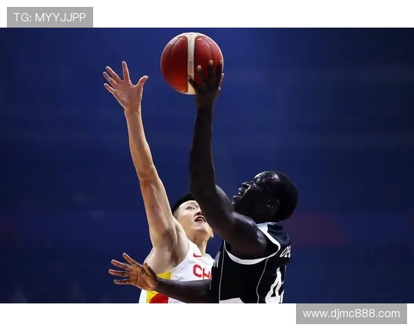 周鹏:从篮球场上的拼搏者到人生舞台上的奋斗榜样 周鹏:从篮球场上的拼搏者到人生舞台上的奋斗榜样