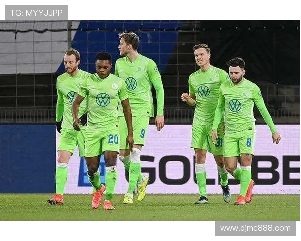 多德与沃夫斯堡的精彩对决揭示足球战术的新趋势与挑战